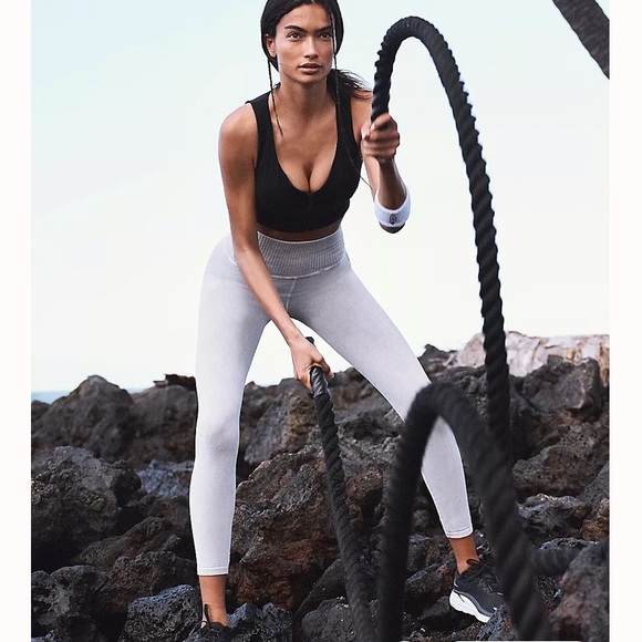 NEW Free People Movement Good Karma Leggings - Picture 3 of 16